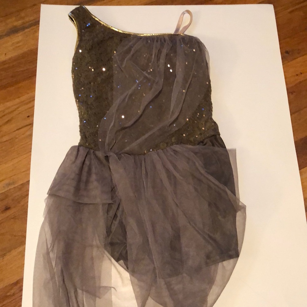 Dance costume